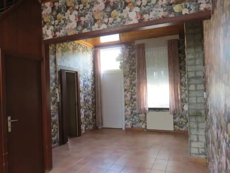 Totaal te renoveren woning op groot perceel van ca. 1270m² foto 13