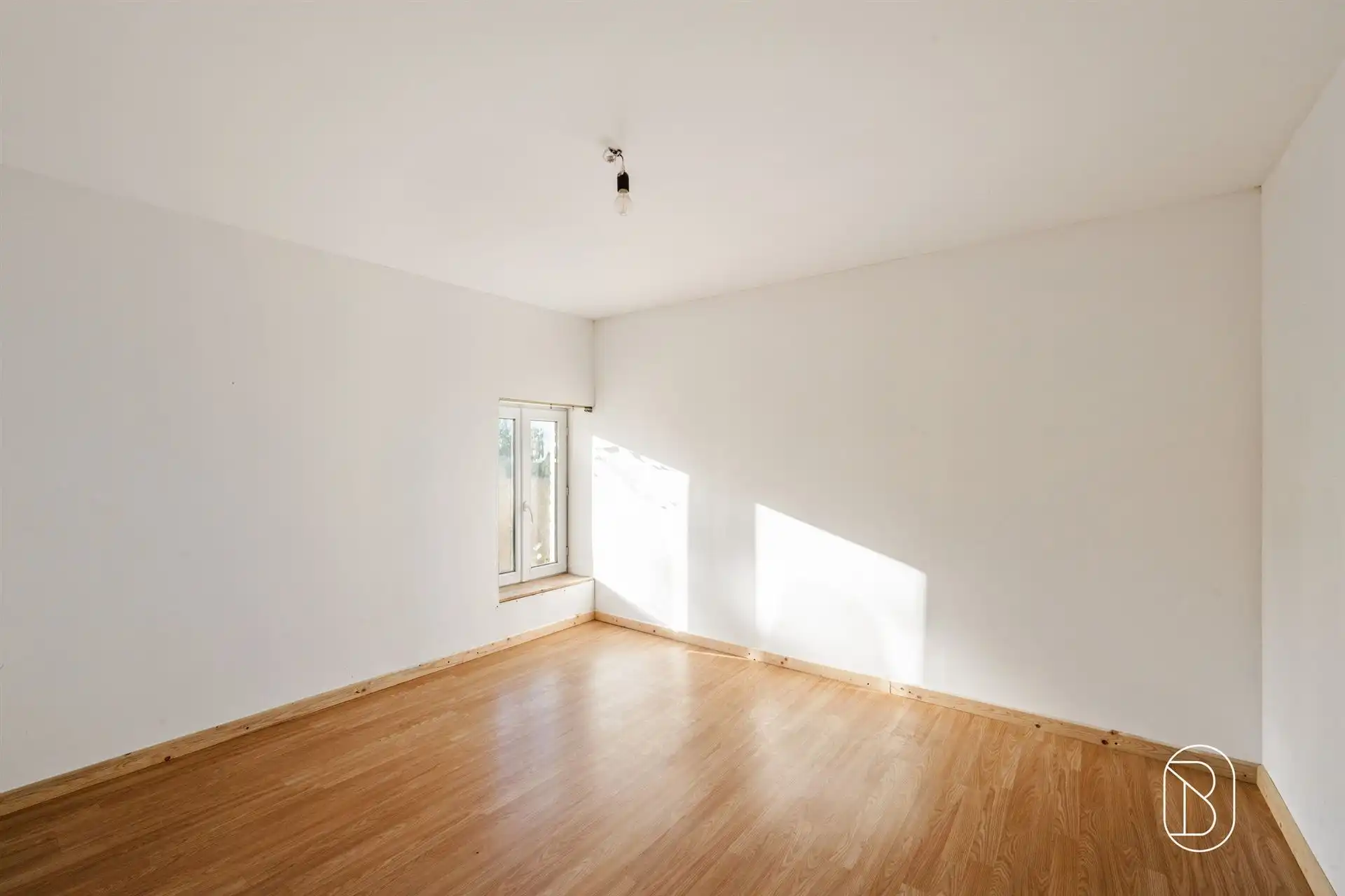Groot te renoveren huis van 300 m² in Wiers foto 10