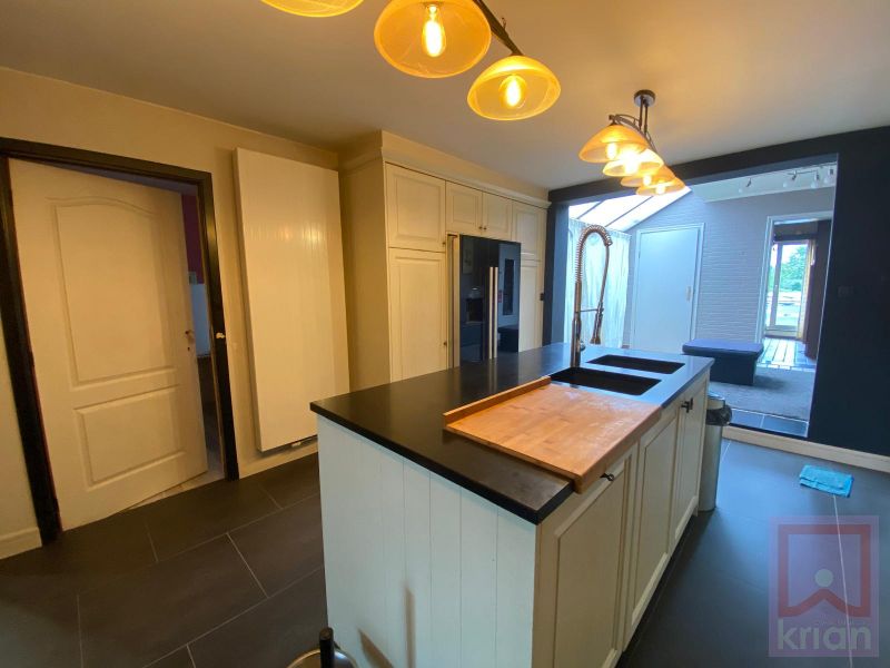 Ruime woning met grote garage (+-93m²) EN magazijn (+-170m²), centrum Geel, ideaal voor zelfstandige of vrij beroeper foto 10