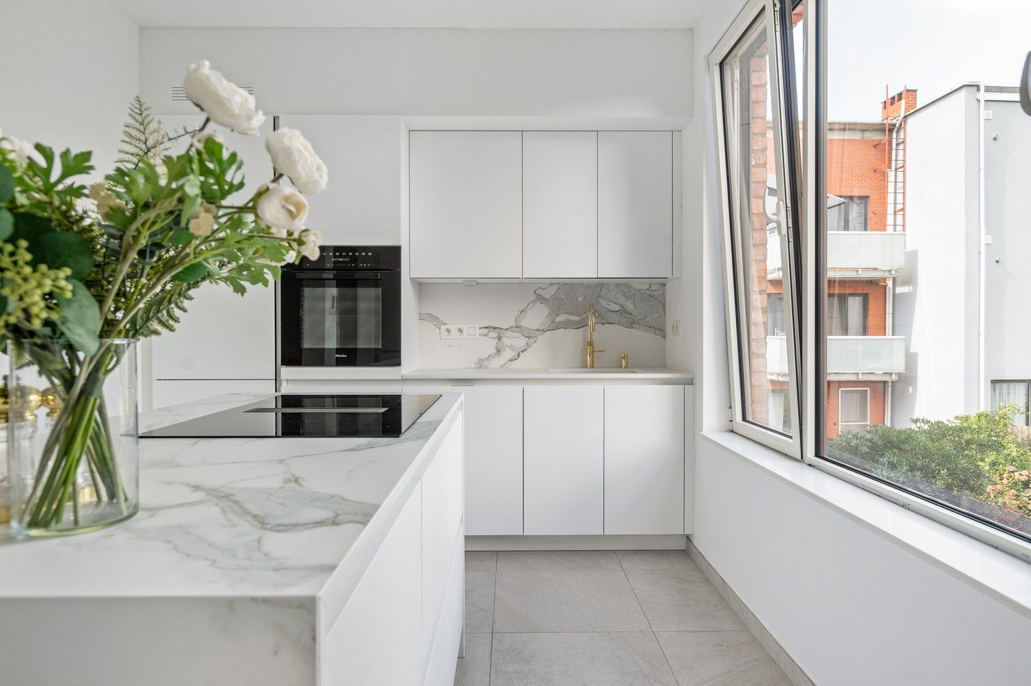 Gerenoveerde bel-étage met 4 slaapkamers en tuin in Deurne. foto 6