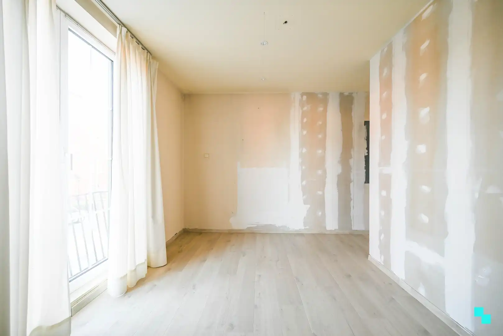 Riante handelswoonst in Waregem foto 31