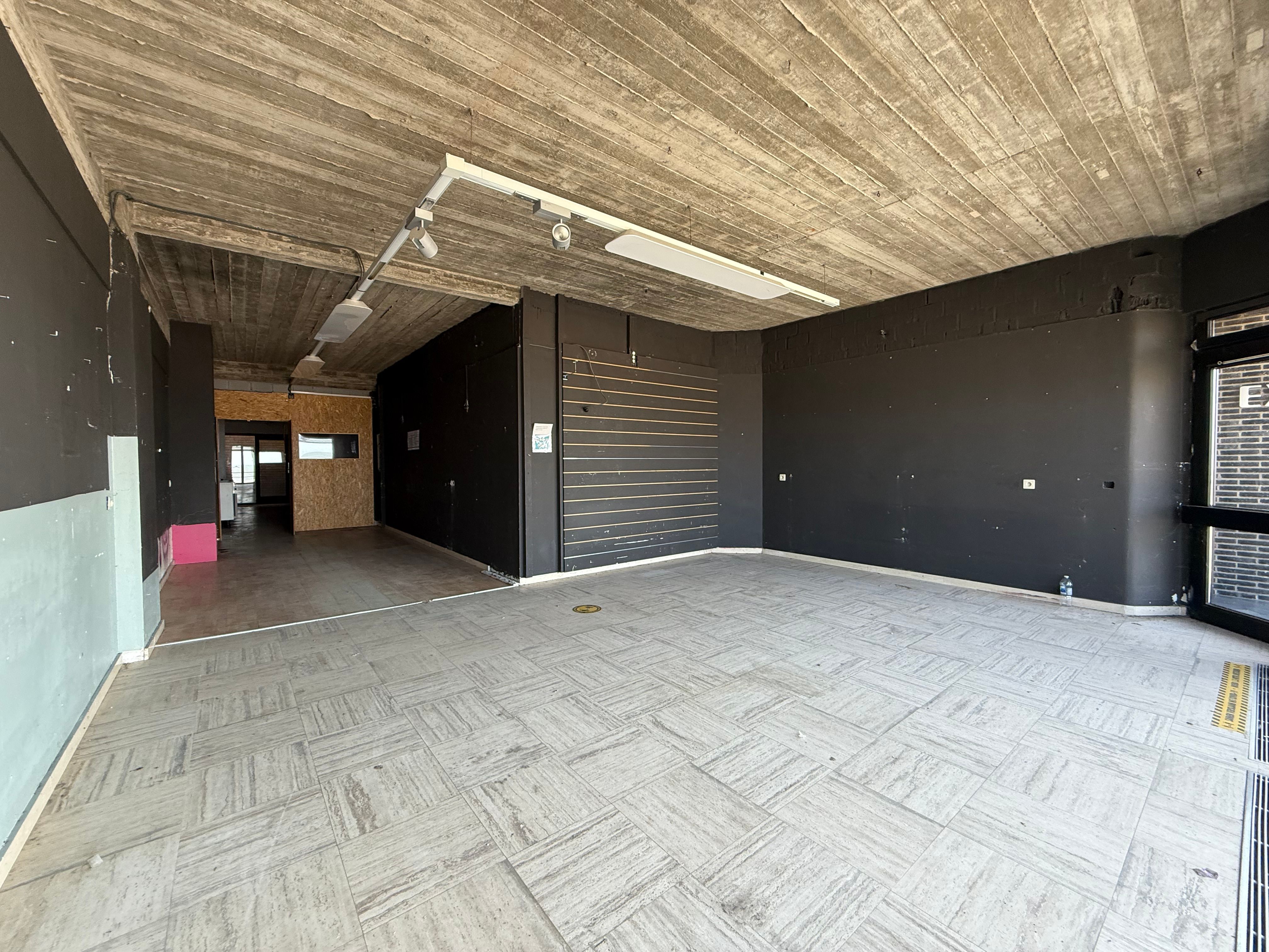 Handelsruimte 110m² Zeedijk Middelkerke foto 3