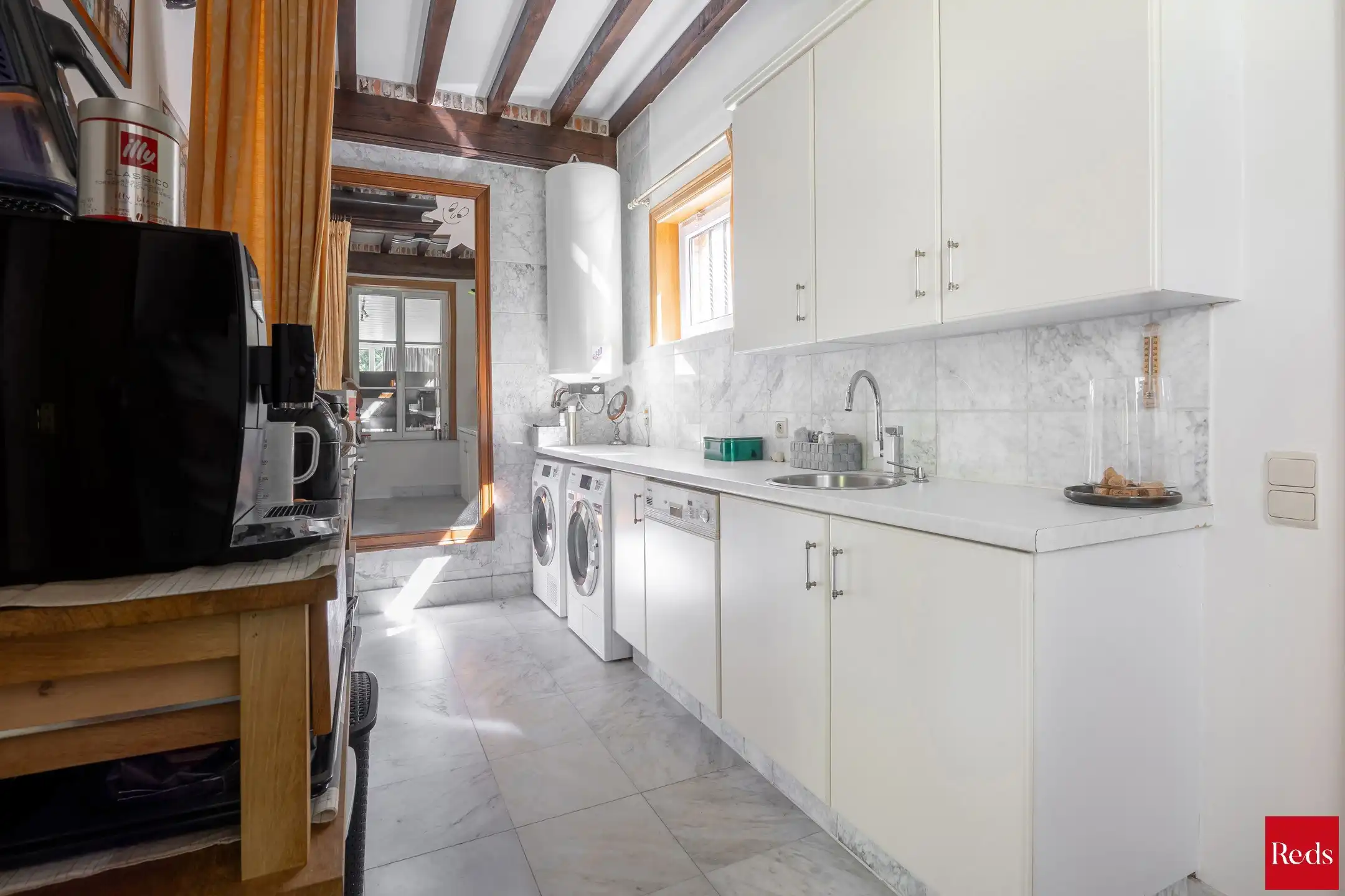 Karaktervolle villa op ruim perceel foto 11