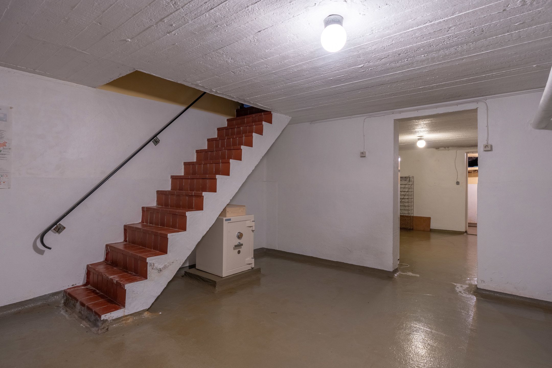 Charmante gelijkvloersvilla met 4 slpk en 2 bdk op 2.092 m² foto 38