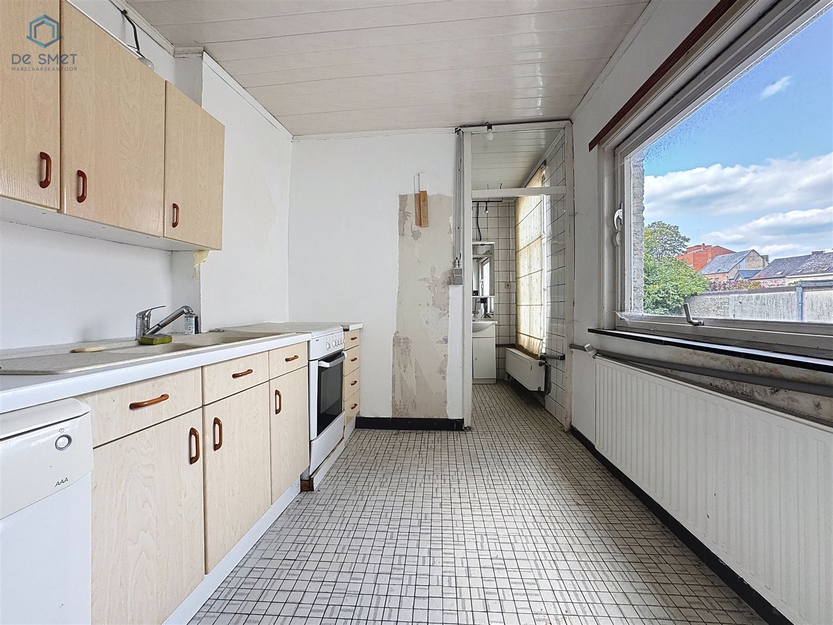 Gebouw met 2 woonentiteiten te koop in hartje Aat veel potentieel! foto 18