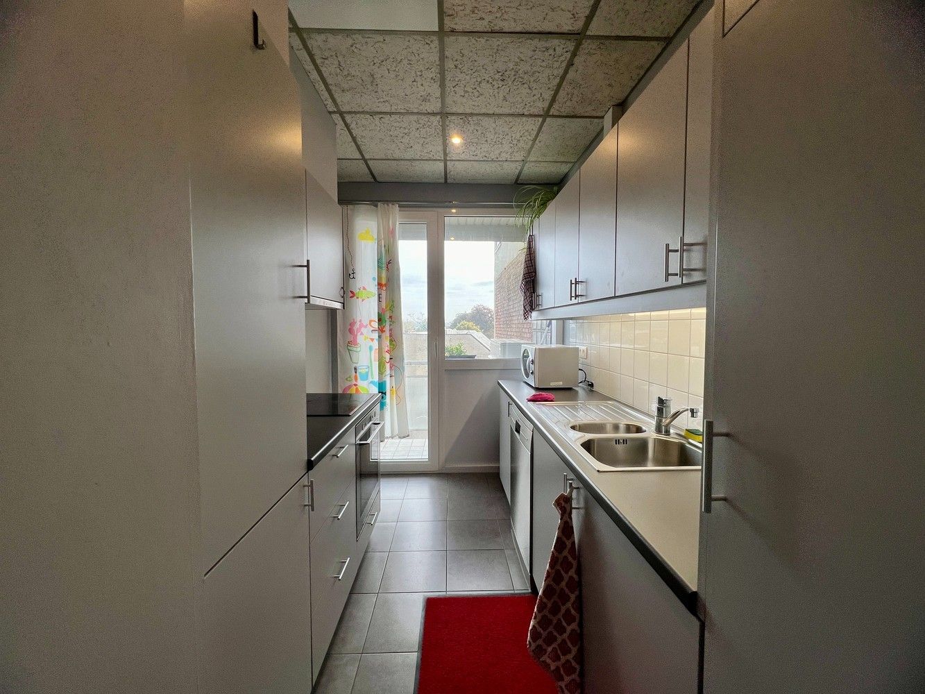 Zeer ruim 2 slaapkamer appartement te huur foto 9