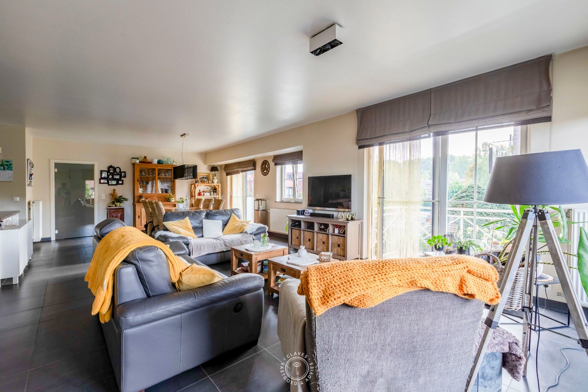 Ruim en energiezuinig 3-slaapkamer appartement te Steendorp foto 2