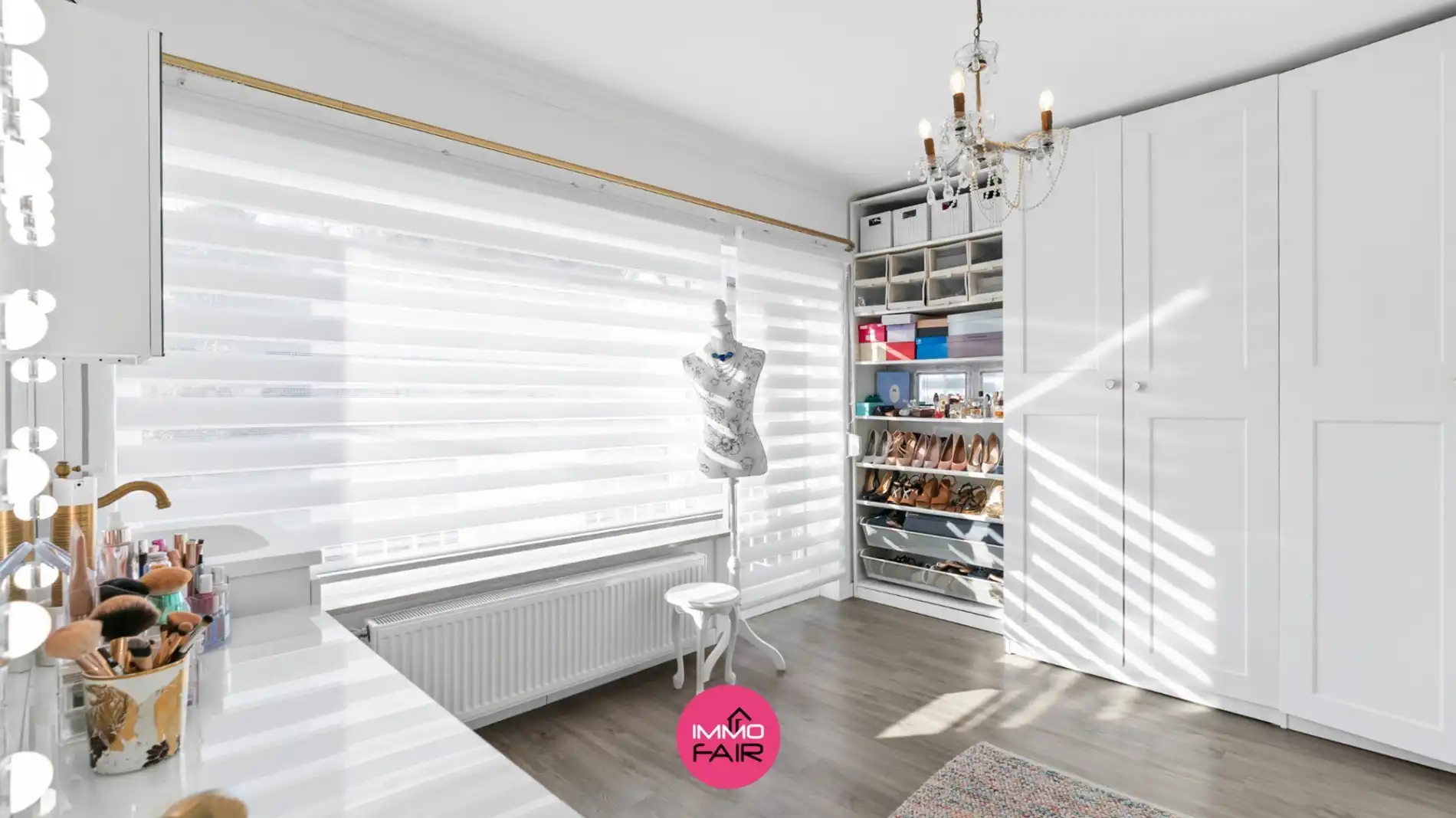 Instapklare gezinswoning met 4 slaapkamers in het hartje van Genk foto 11