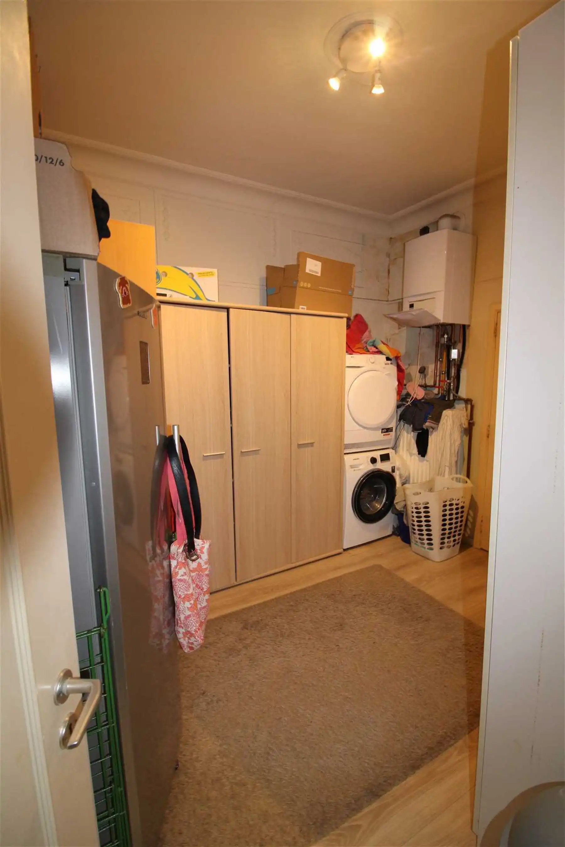 Instapklare woning met 4 slaapkamers, aparte dressing en tuin! foto 7