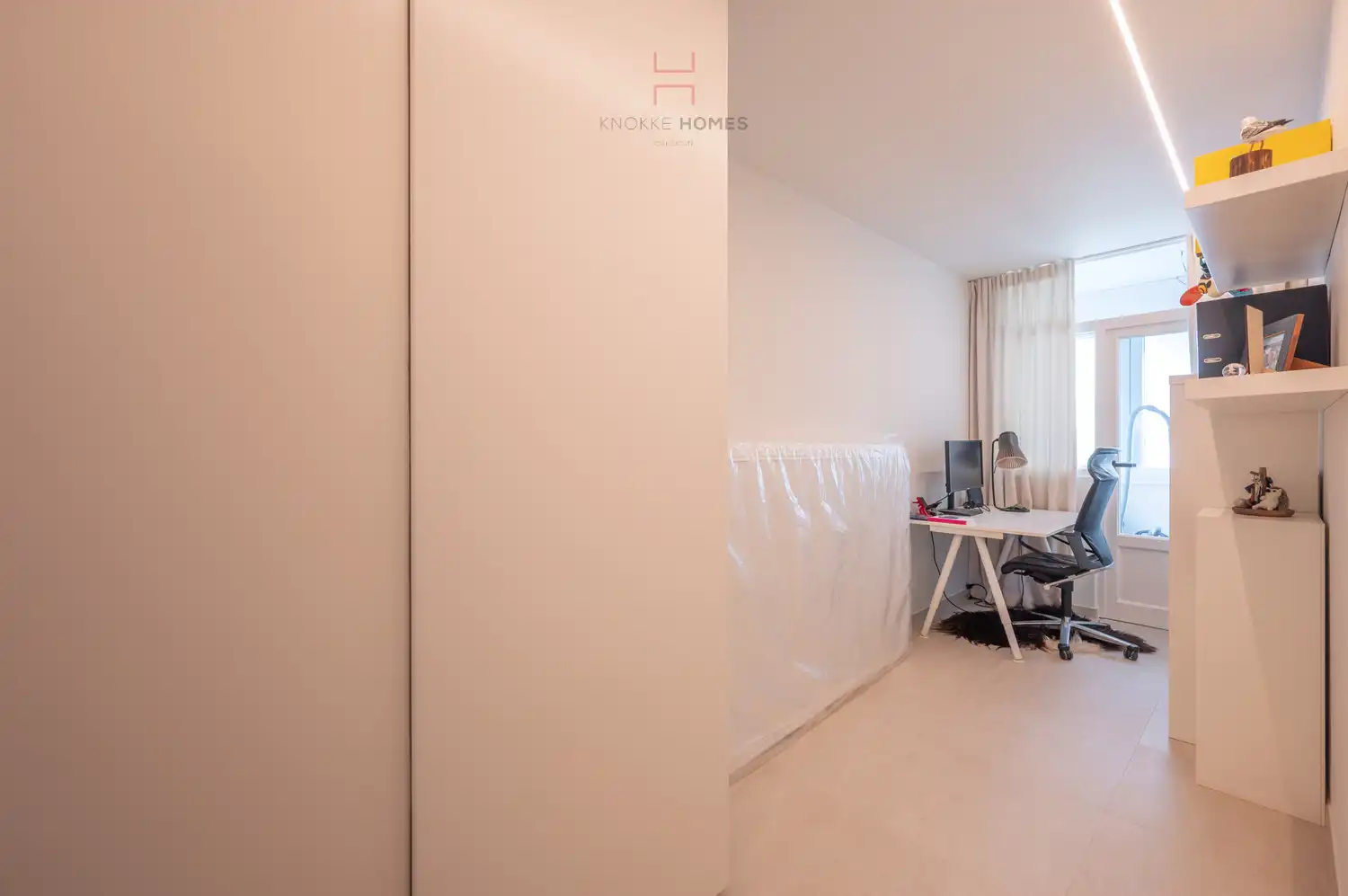 Ruim recent gerenoveerd appartement op de Zeedijk-Albertstrand foto 17