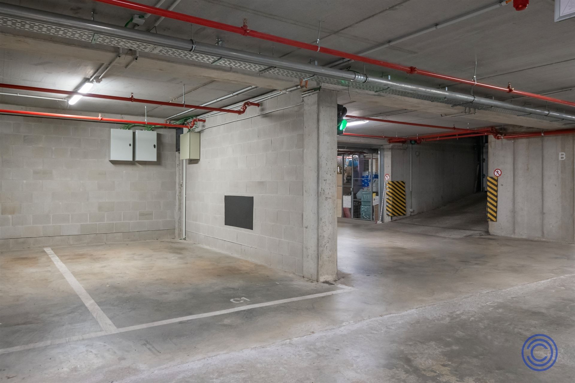 Overdekte autostaanplaats in nieuwbouwproject 'Citifyl' foto 2