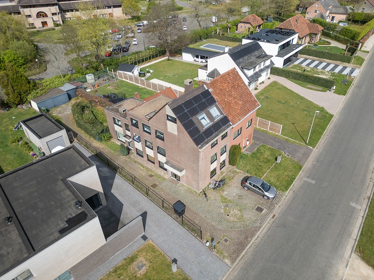 Gebouw met 7 studentenkamers en 1 duplex-appartement foto 3