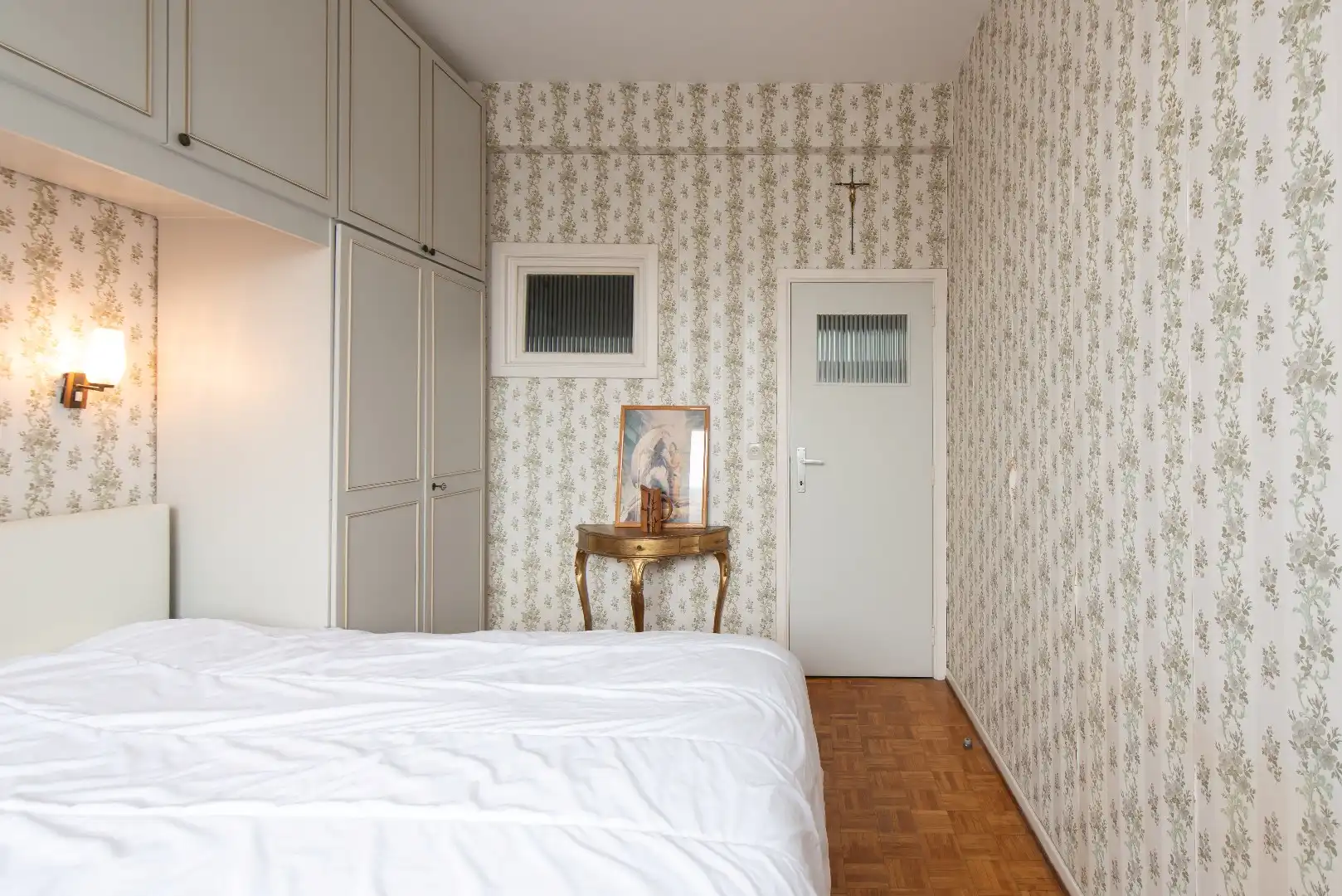 Ruim en lichtrijk 3-slaapkamerappartement op de zeedijk van Middelkerke, met een ongeëvenaard uitzicht op zee! foto 9