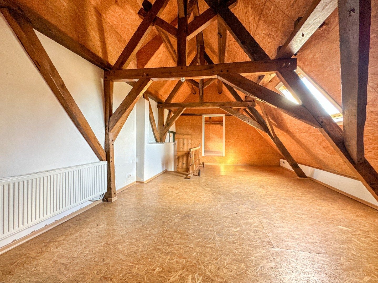 Woning met 3 slpk, tuintje en carport, Torhout foto 14