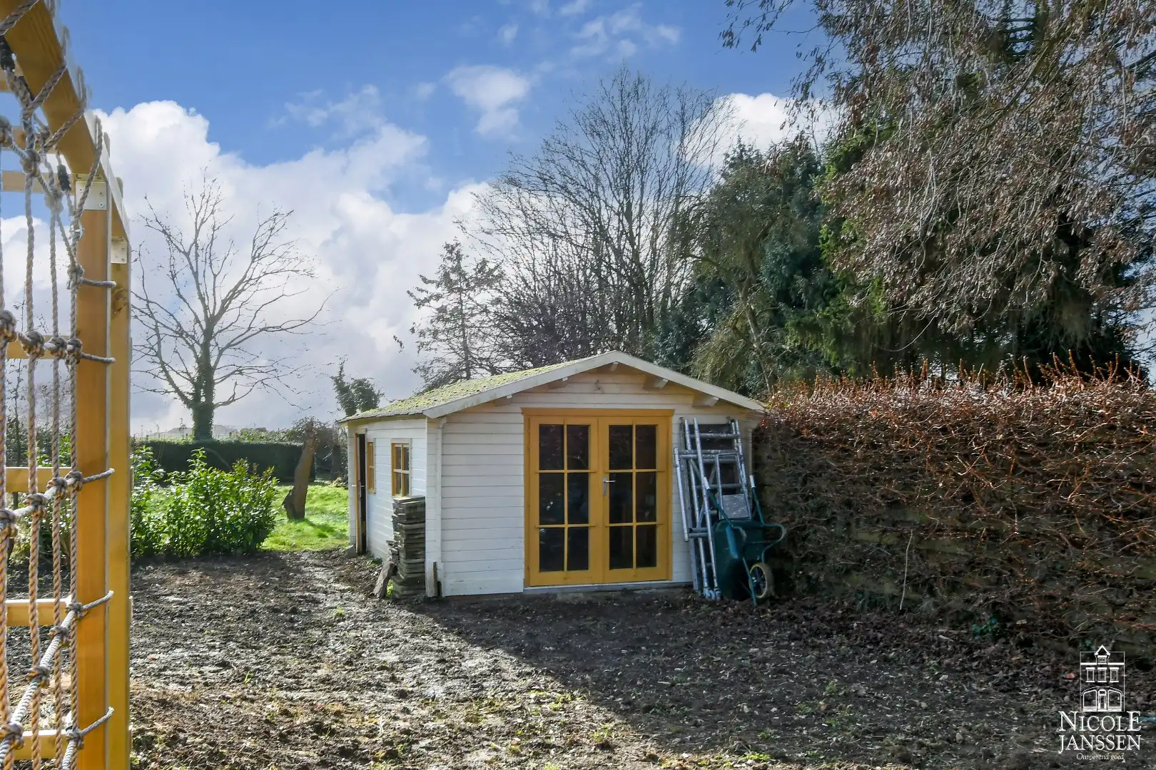 Bijzonder energiezuinige halfvrijstaande woning met diepe tuin foto 38