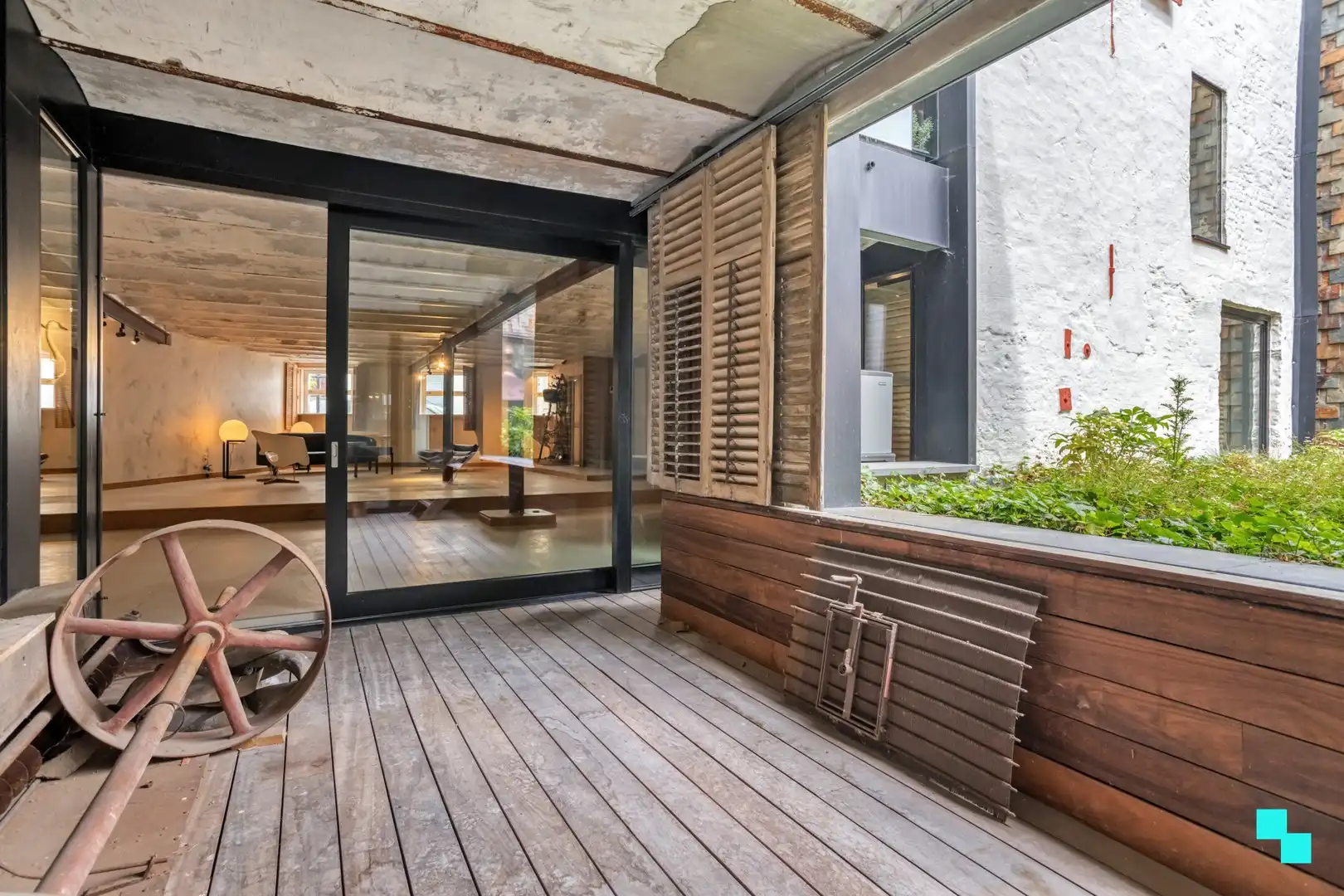 Gelijkvloerse, karaktervolle loft op voormalige brouwerijsite te Brugge foto 32