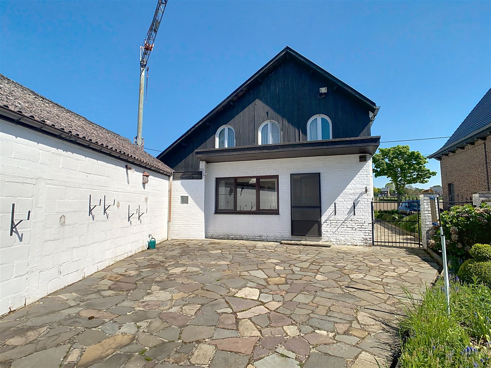 Ruime woning, 3 slpks, bijgebouwen, garage, tuin, 6a 81ca foto 3