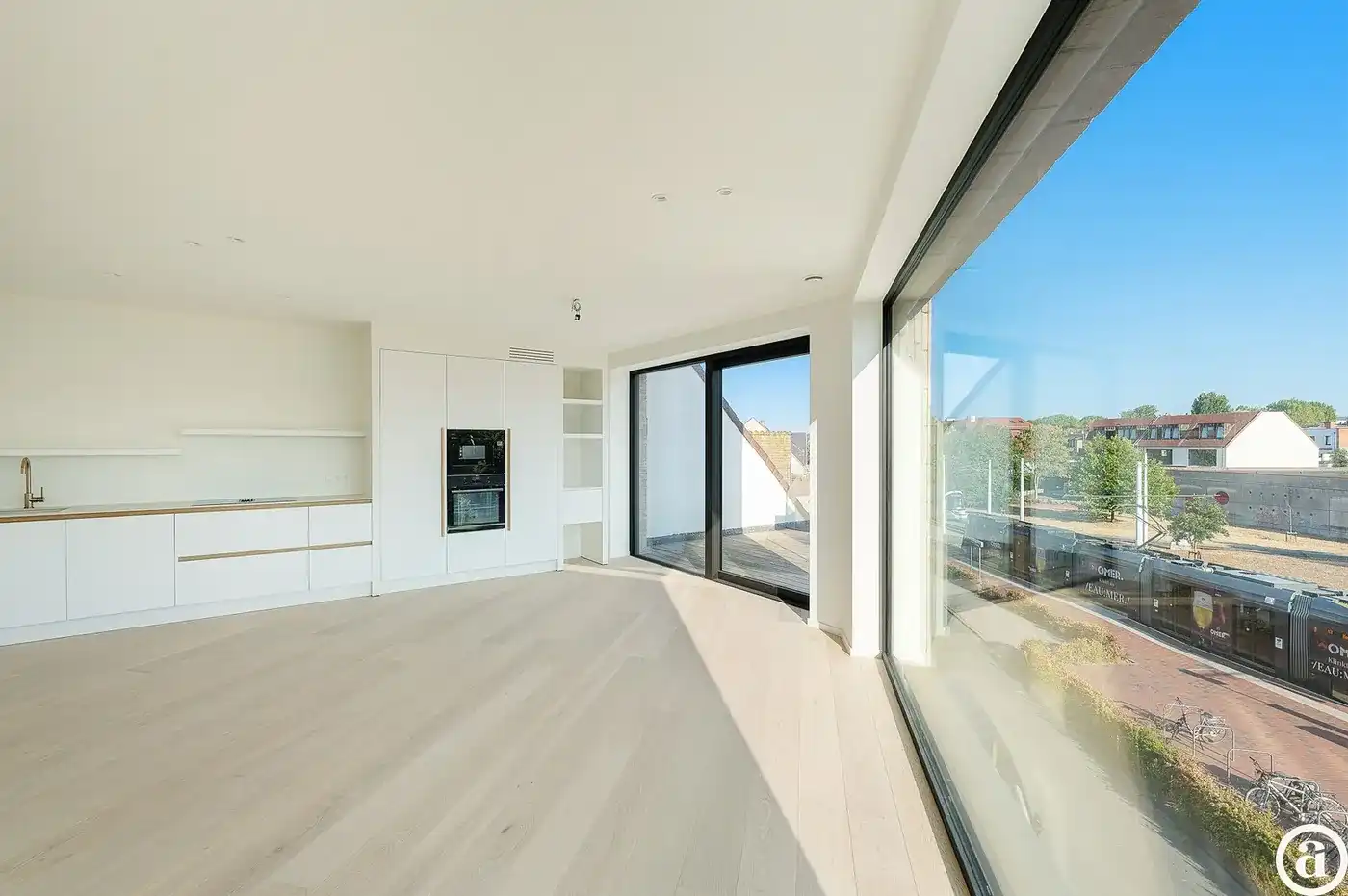 Stijlvol nieuwbouwappartement met open uitzicht nabij centrum. foto 5