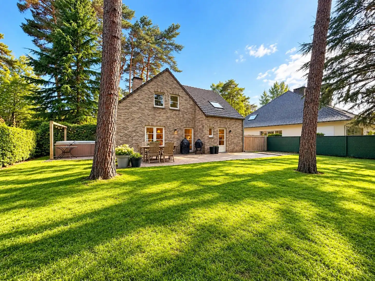 Instapklare woning met 4 slaapkamers op een mooi perceel. foto 38