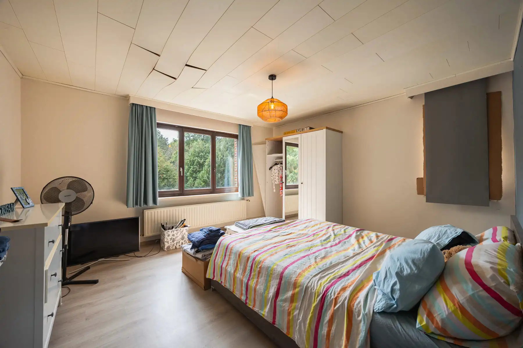Unieke renovatiewoning op prachtig perceel van 24a! foto 15