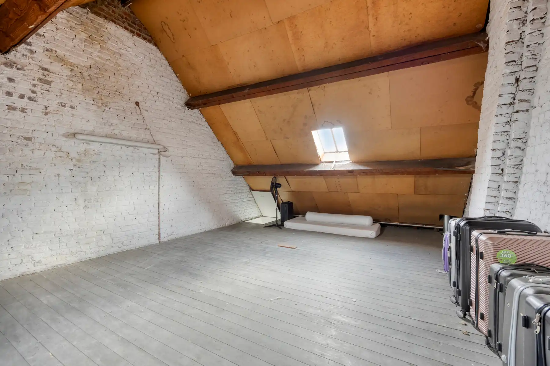 GERENOVEERDE WONING MET  2/3 SLAAPKAMERS  IN ASSE CENTRUM! foto 21