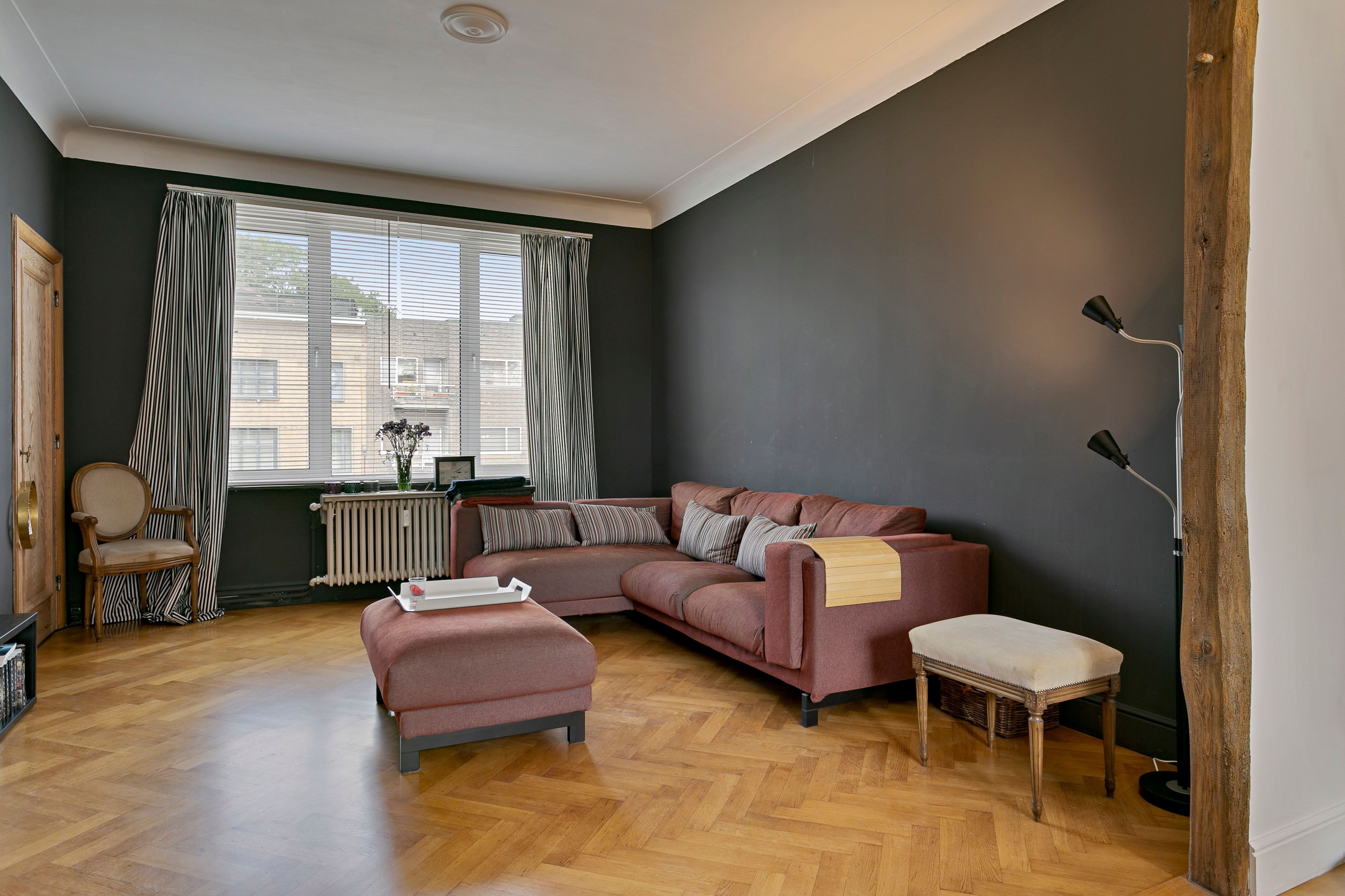 Authentiek appartement in een bel-étage woning in Antwerpen te huur! foto 3