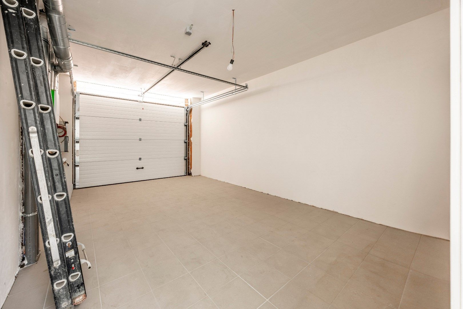 Nieuwbouwwoning met 4 slaapkamers, inpandige garage en tuin in Avelgem. foto 15