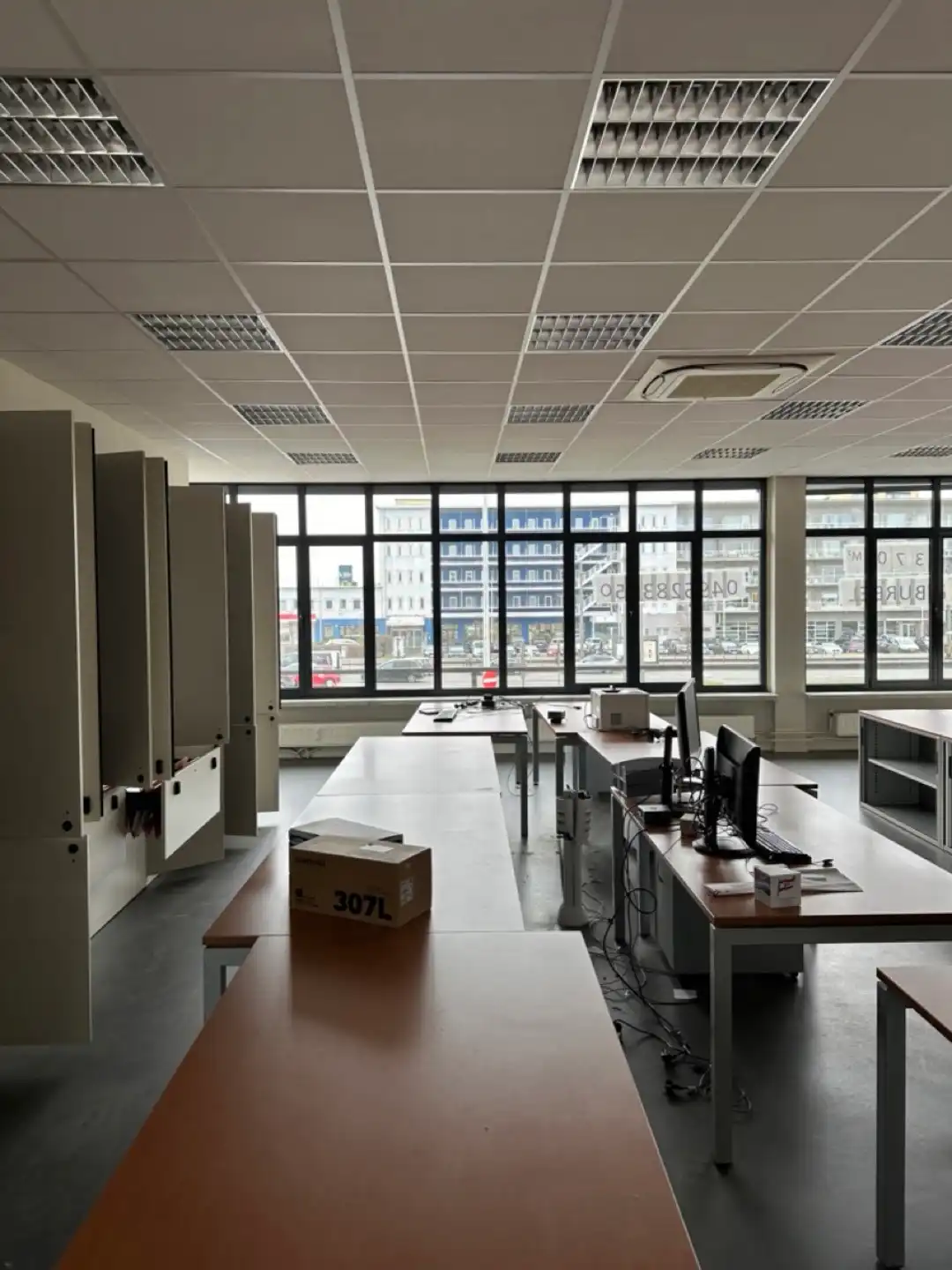 TE HUUR Kantoor foto 6