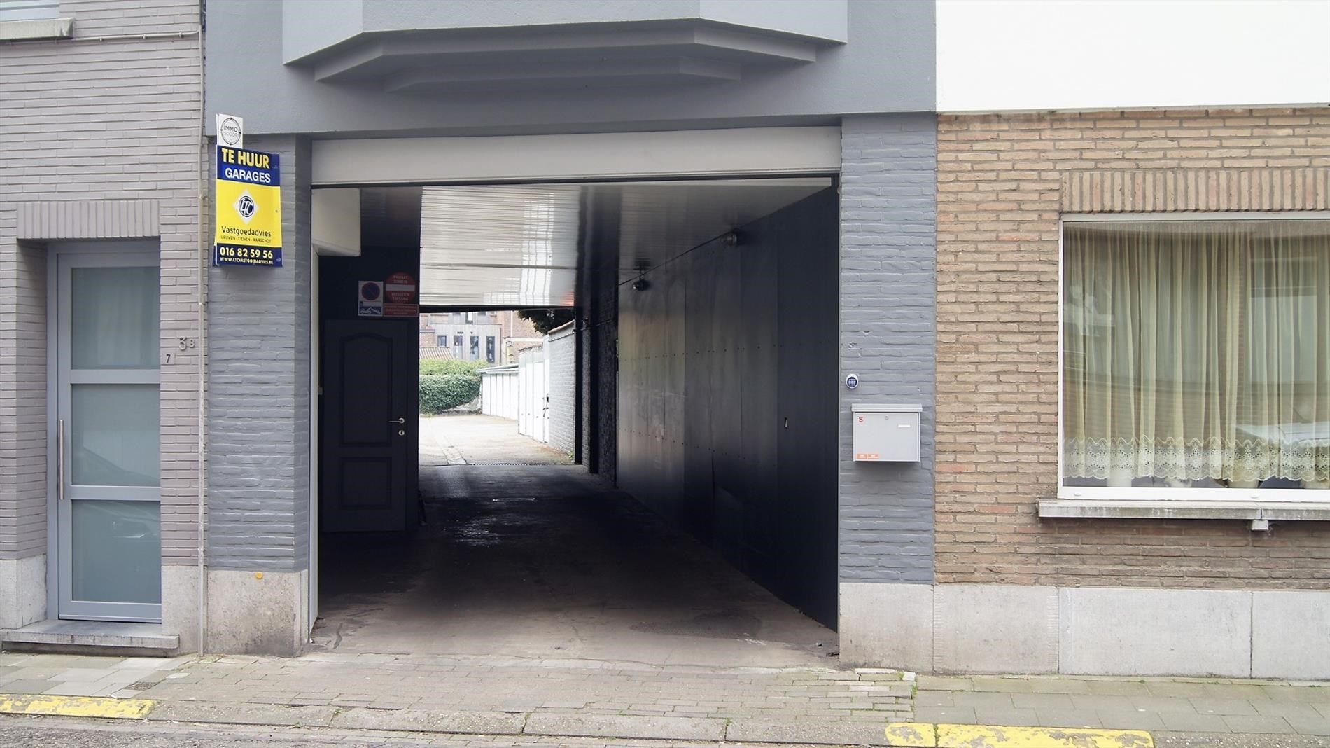 Garage te huur Eeuwfeeststraat 5 - Box/4 - 3300 Tienen