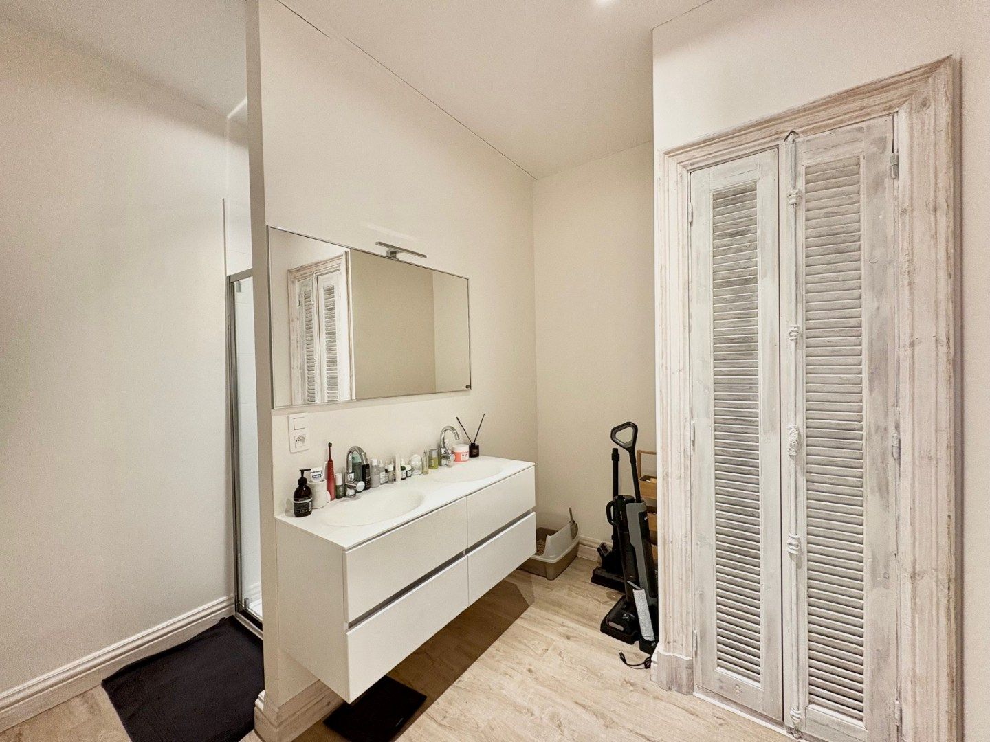 Sfeervol 1-slaapkamerappartement met groot terras foto 8