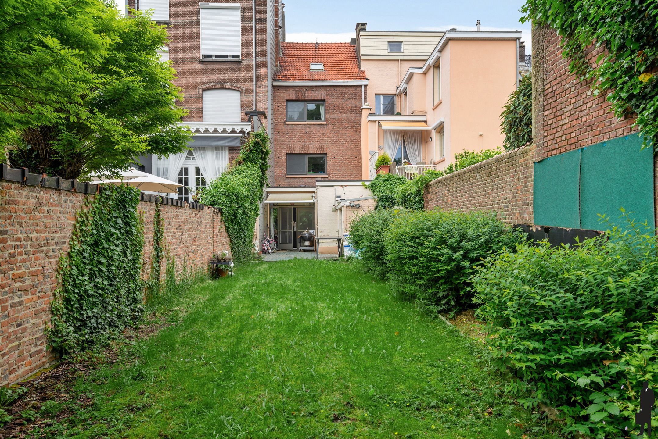 Karaktervolle woning met 4 slaapkamers en tuin op toplocatie foto 23