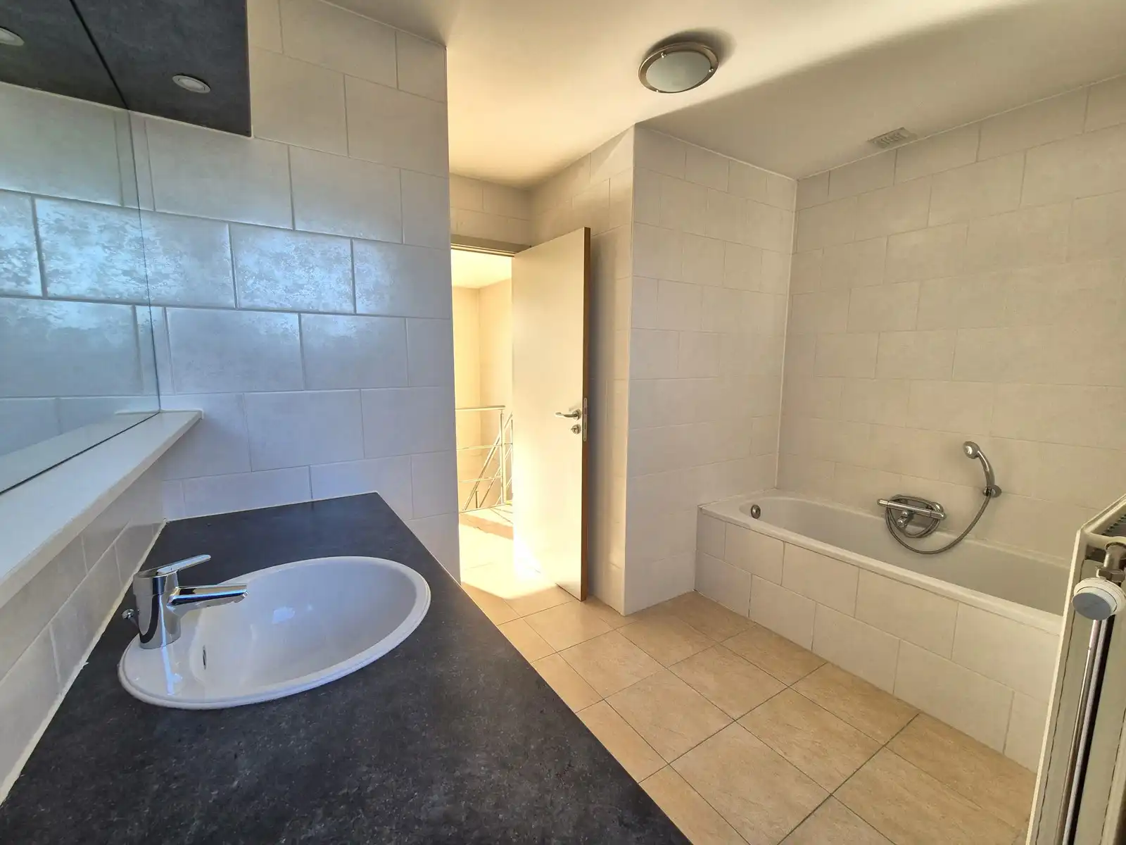 2 SLPK+bureau aan vide, geen inkijk en ruim terras op zuiden foto 11