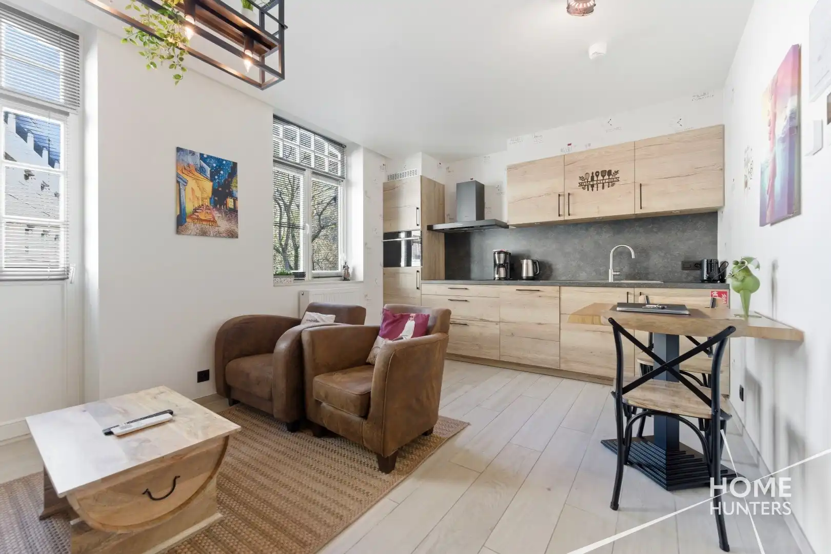 Topinvestering in vakantievastgoed – 6 volledig uitgeruste vakantie-appartementen in historisch centrum Ieper foto 9