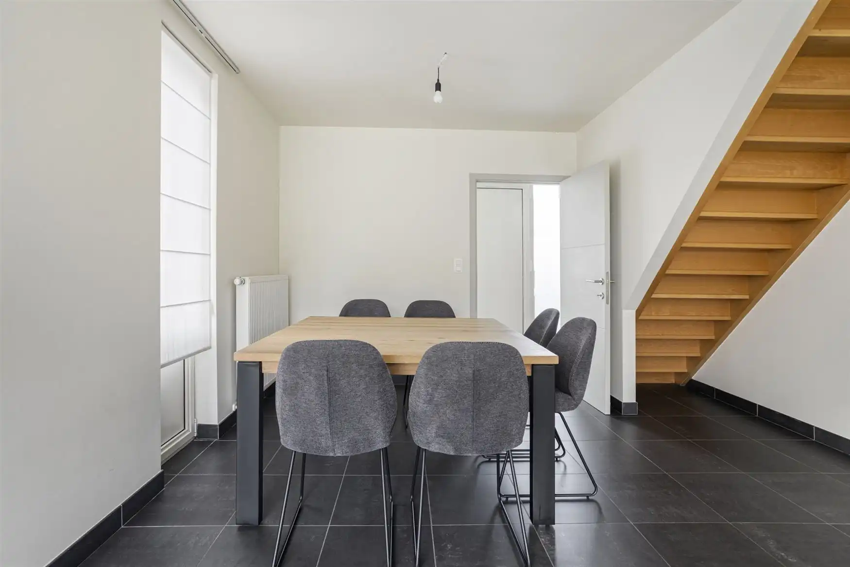 Ruime energiezuinige gezinswoning foto 4