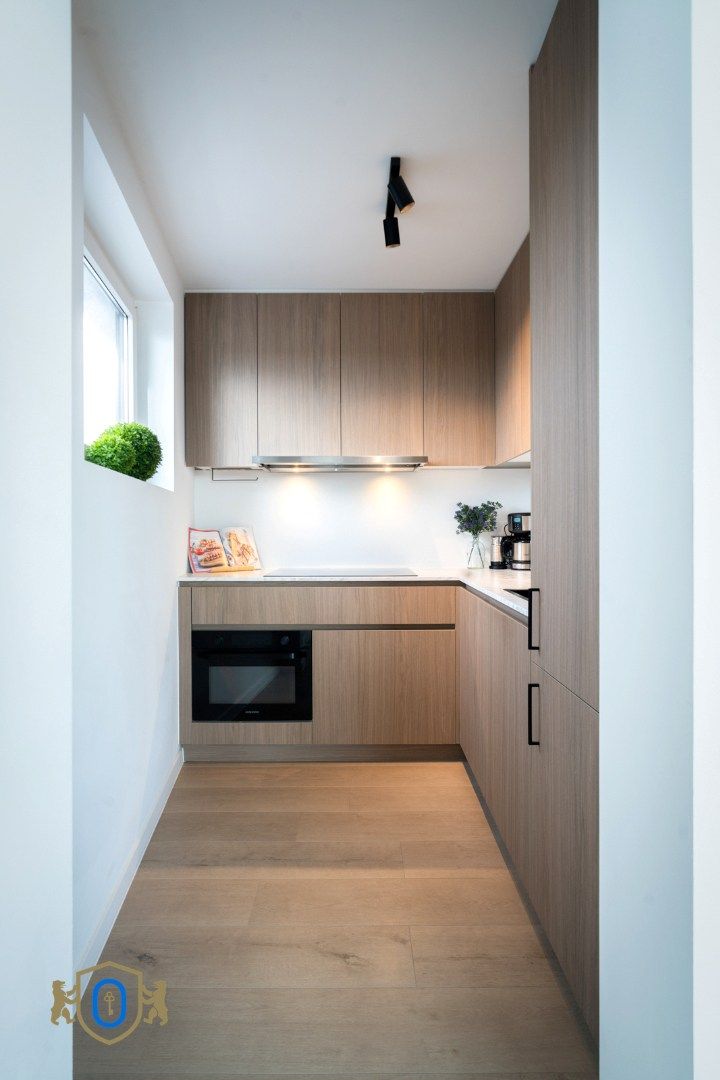 Instapklaar 1-slpkr appartement met terras foto 16