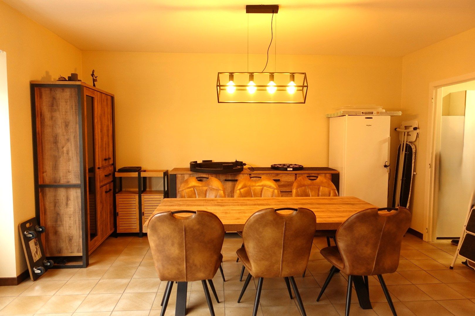 Appartement met 2 slaapkamers te huur.  foto 2