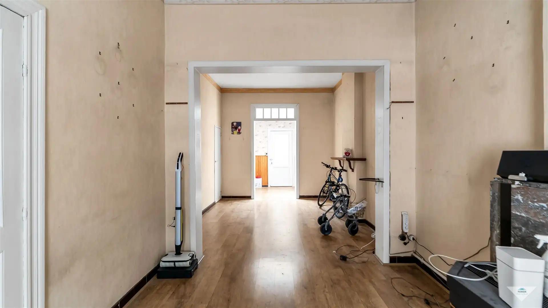 Te renoveren rijwoning met 3 slaapkamers op topligging foto 2