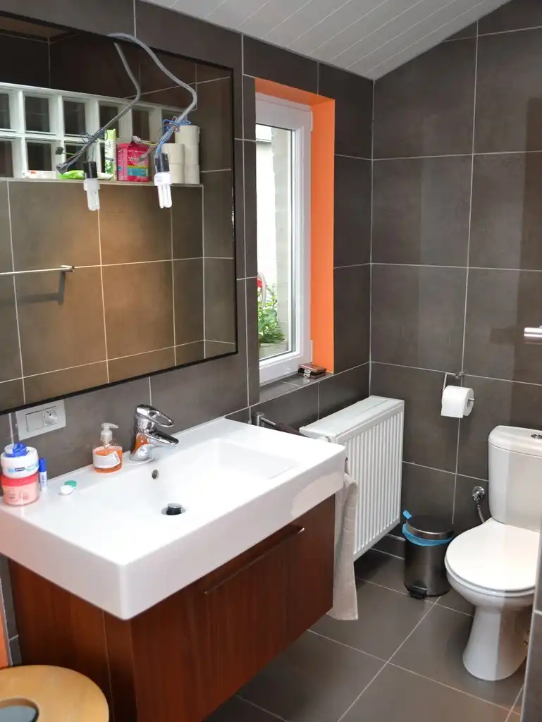 Volledig vernieuwde instapklare rijwoning foto 8