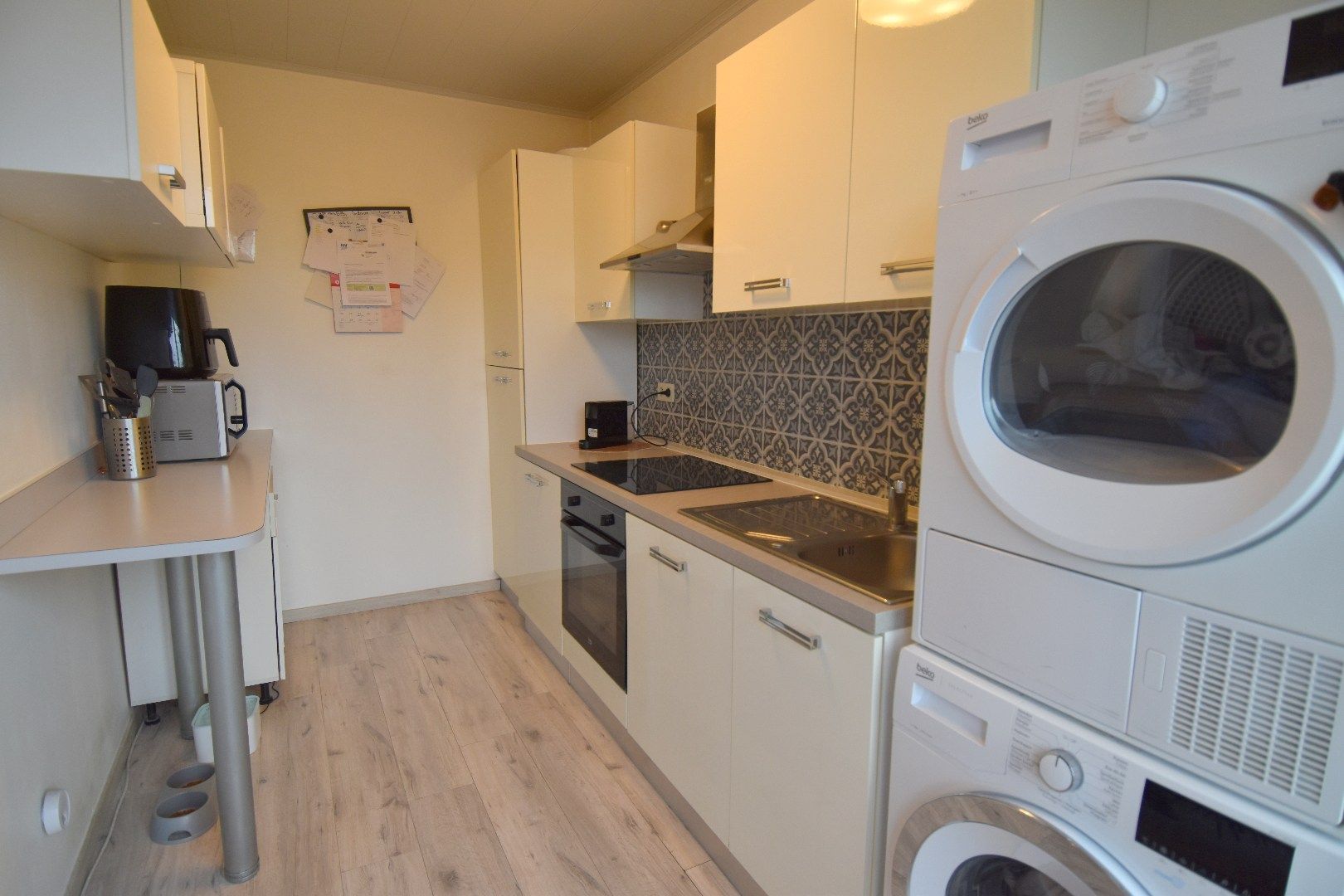 Charmant 2 slaapkamer appartement in hartje Gullegem foto 3