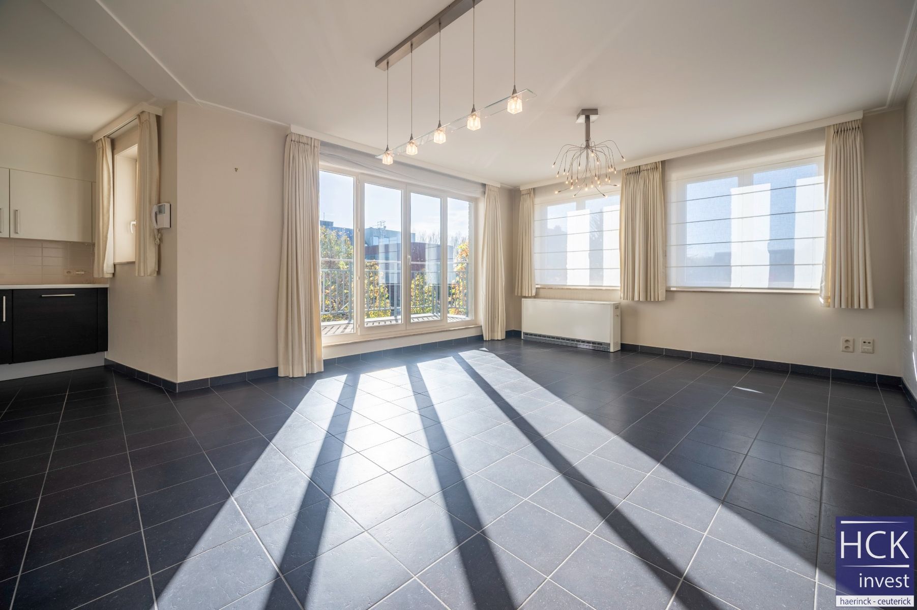 OUDENAARDE - Knap appartement met 2 SLPK. op topligging te Eine foto 4