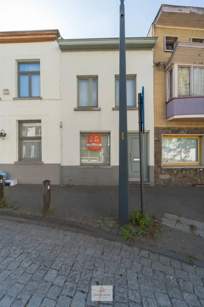 Lichtrijke woning met tuin en ruime garage aan dorpsplein Assenede foto 27