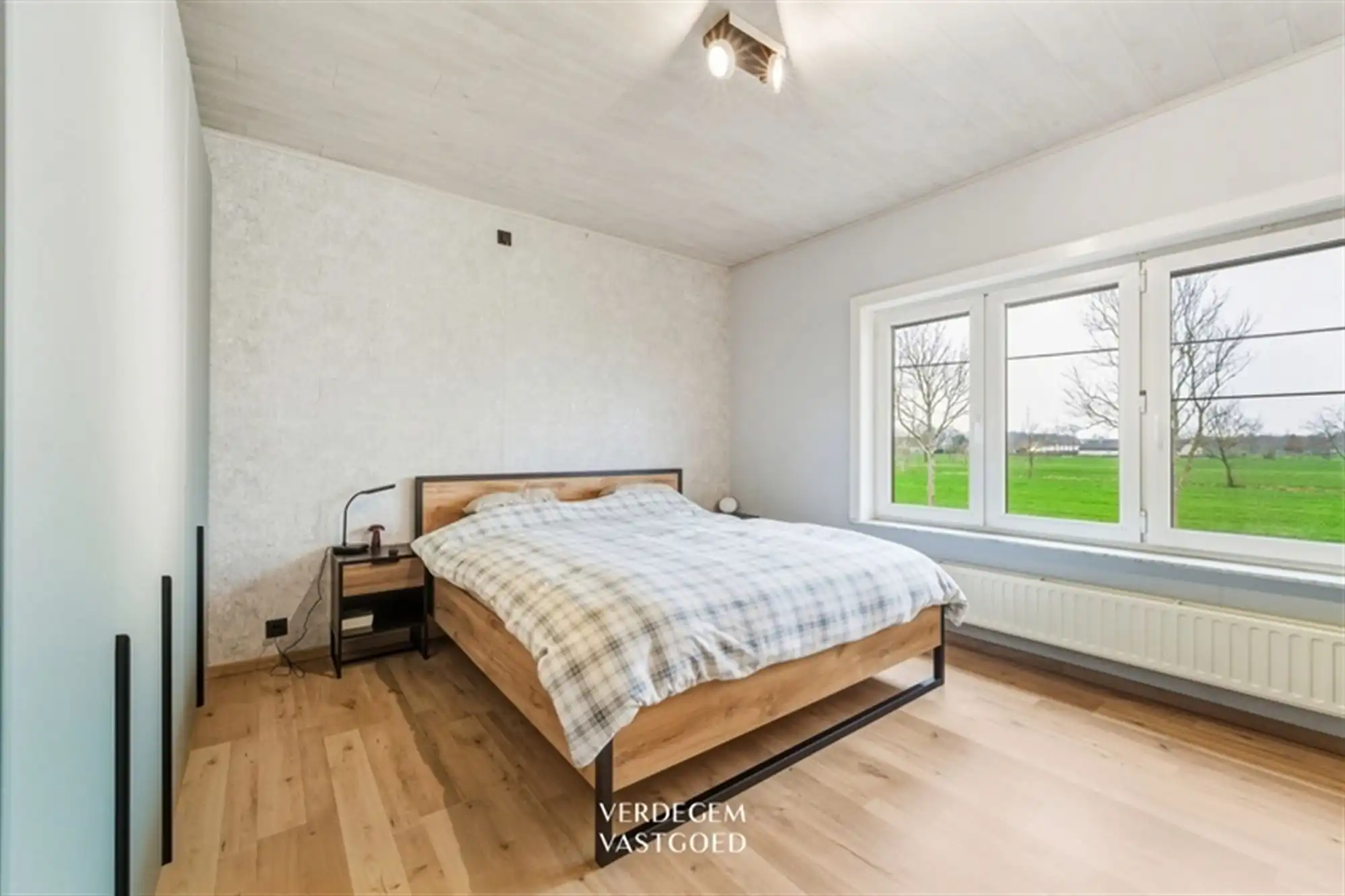 Ultra-gezellige woning met 3 slaapkamers, tuin, garage en atelier foto 13