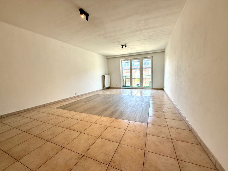 Appartement met 2 slaapkamers en garage in centrum van Deinze foto 3