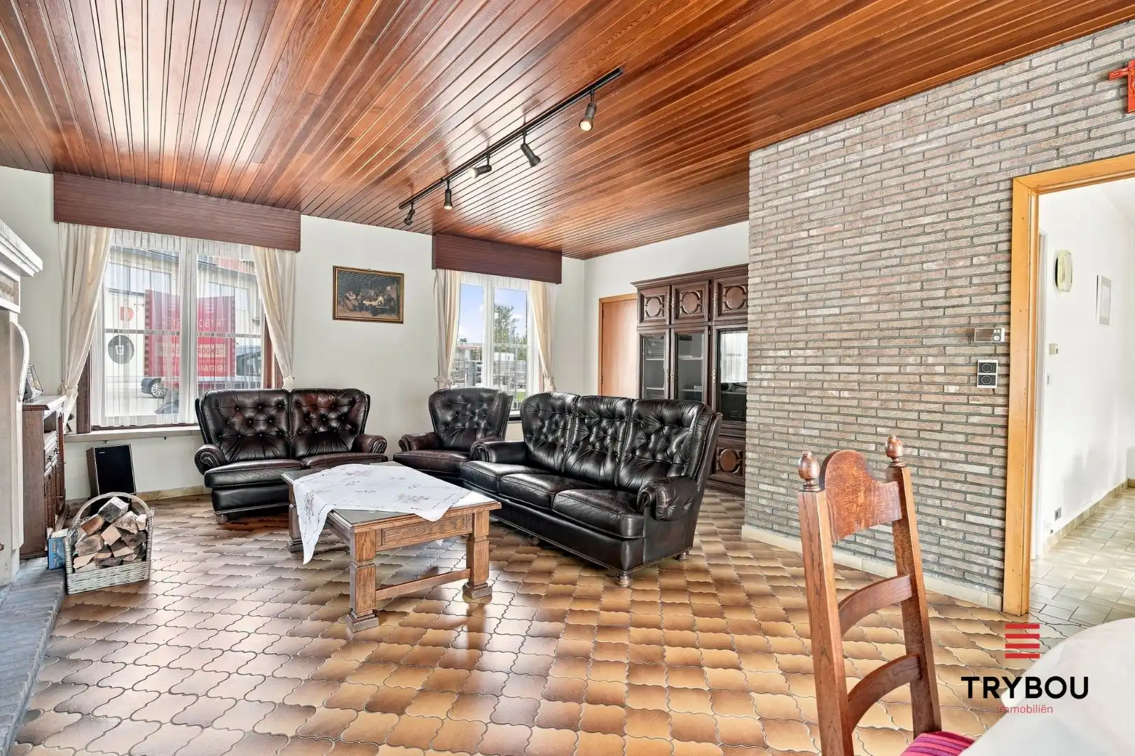Ruime alleenstaande villa op een royaal perceel van 1265m² foto 5