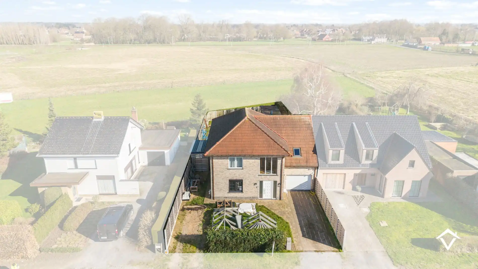 Woning met 4 slaapkamers en tuin te Torhout foto 4