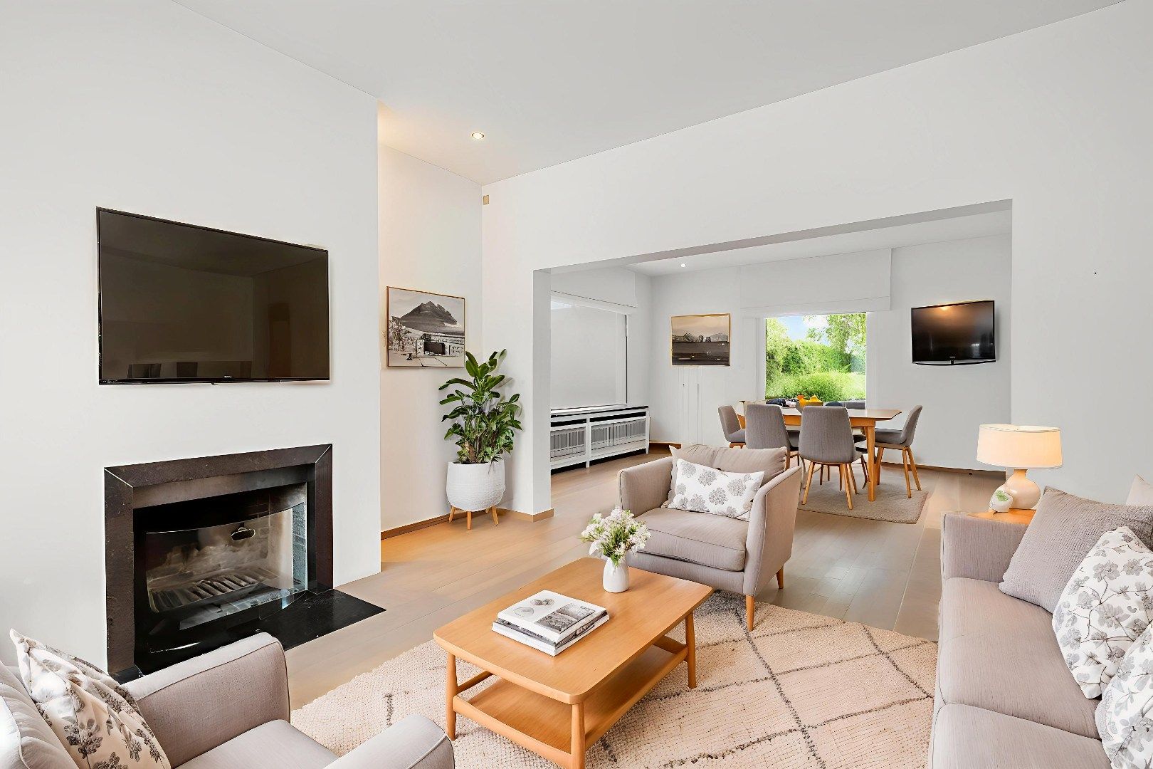 Villa met aparte praktijkruimte, zonnige tuin, garage en carport in Houthulst foto 4