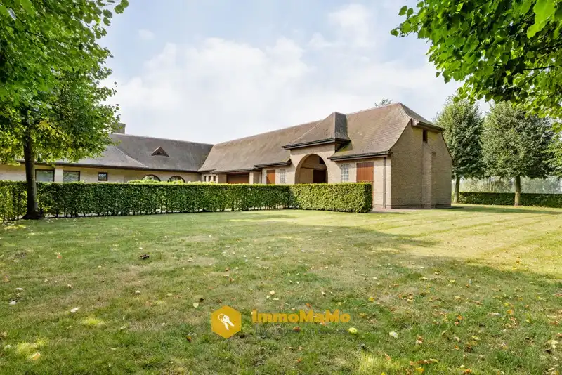 UNIEKE VILLA MET WEILAND EN PAARDENSTALLEN OP EEN TOPLOCATIE TE KOOP IN MENDONK (GENT) foto 46