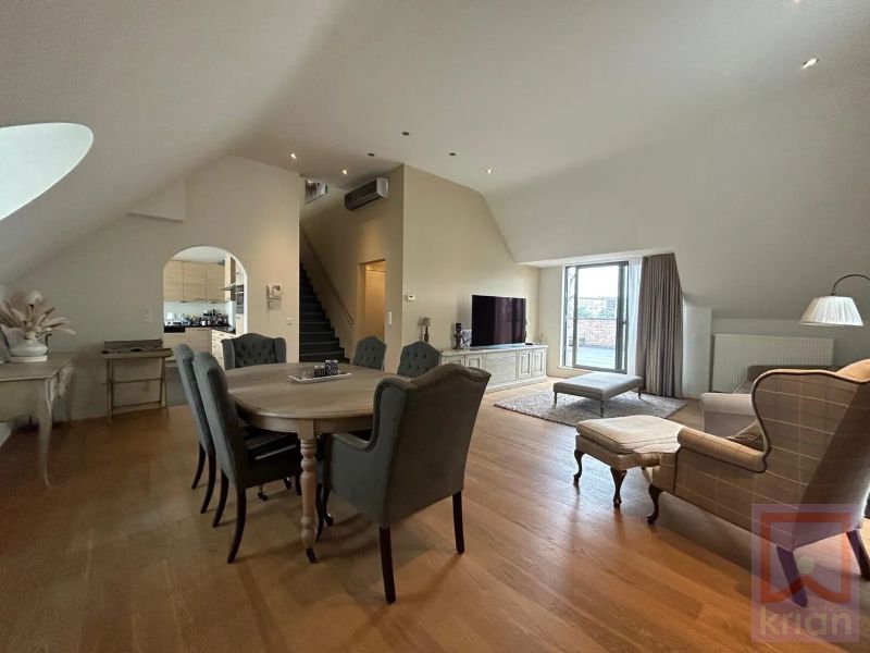 Recent en kwalitatief afgewerkt appartement met ruim terras foto 4