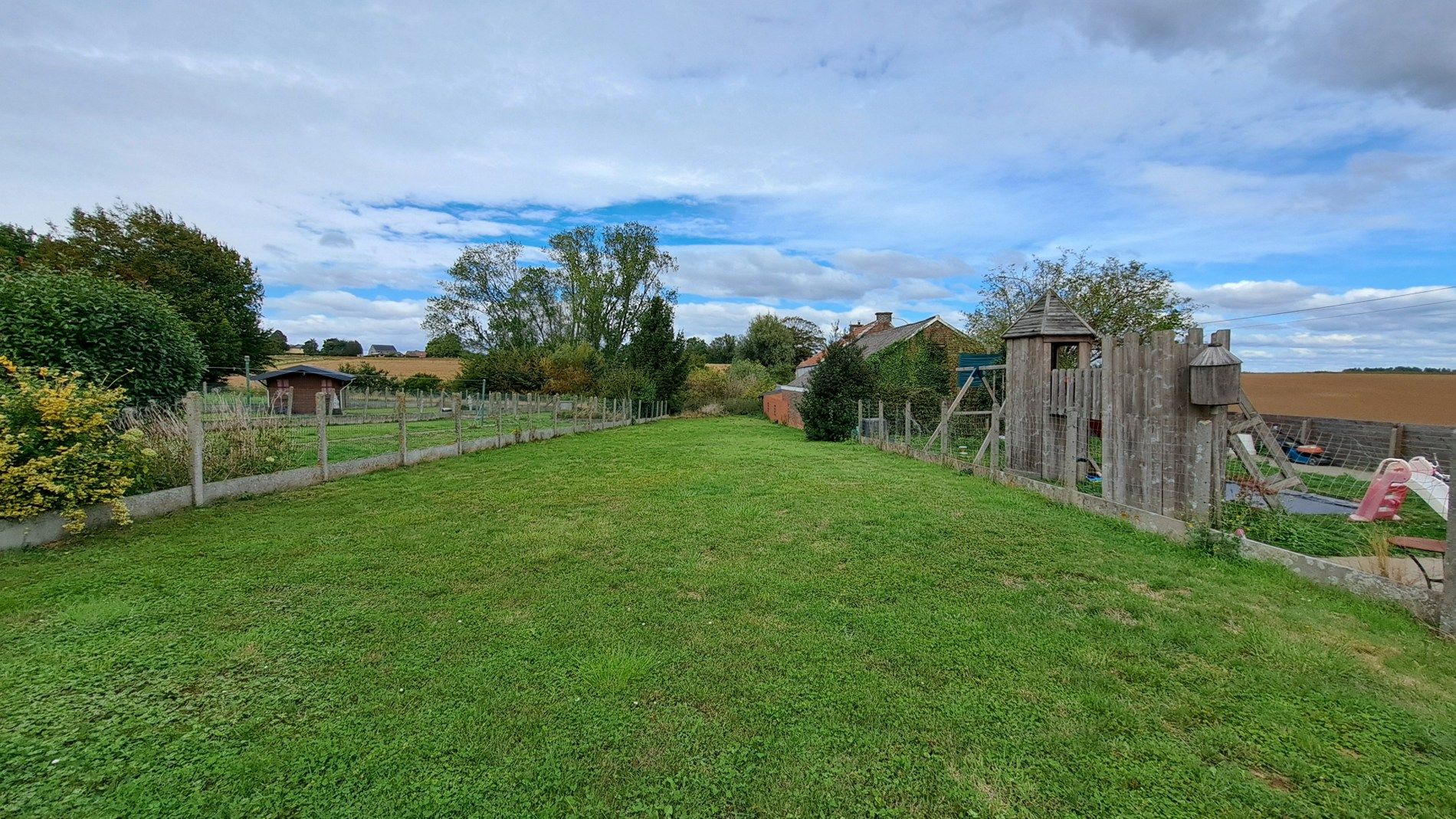 Bouwgrond voor halfopen bebouwing van 7a 44ca foto 6