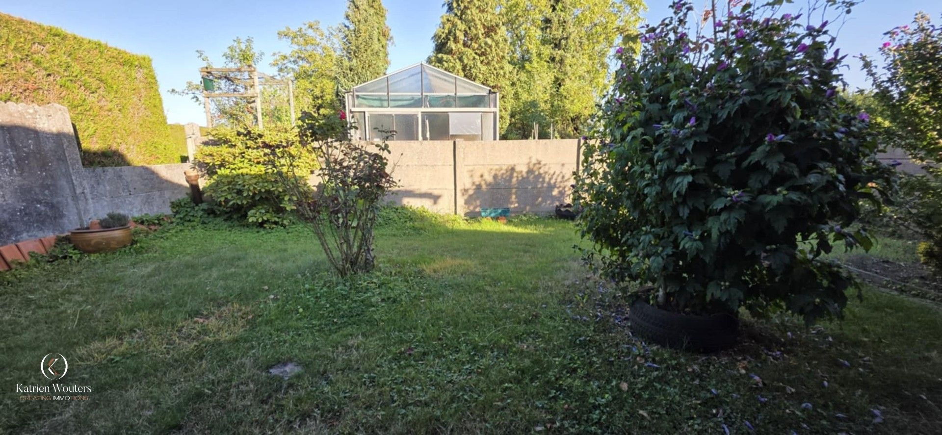 Renovatiewoning met veel potentieel foto 16